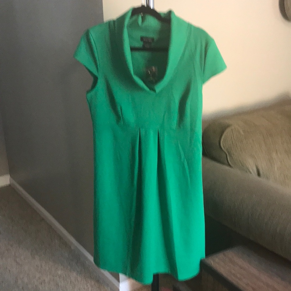 Adorable green cap sleeve Spense dress - NWT